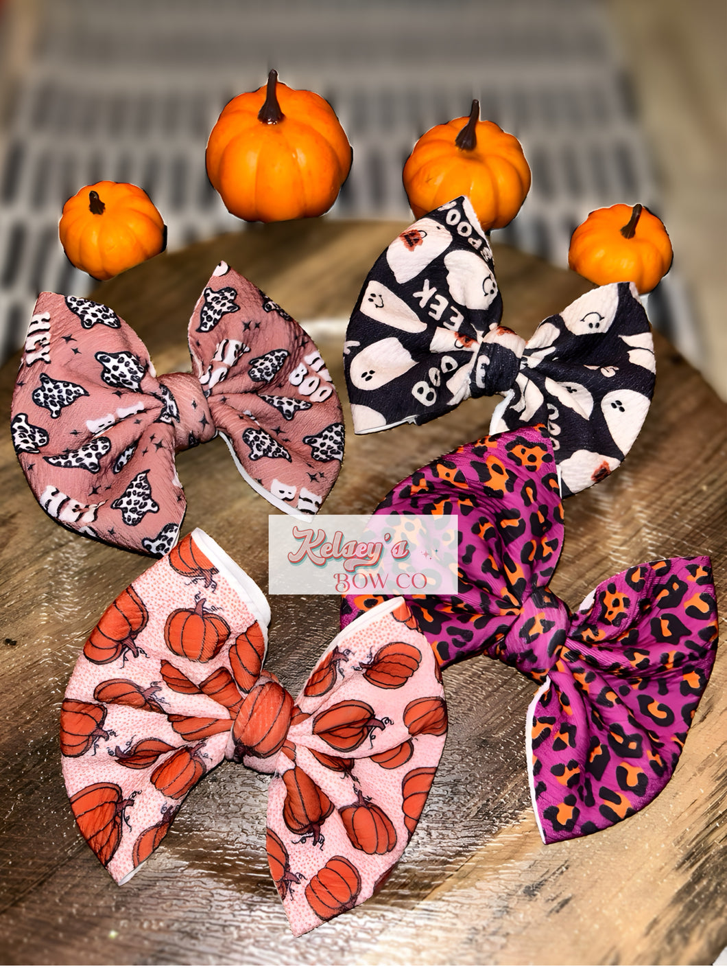 Halloween bow drop 👻🧹🎃